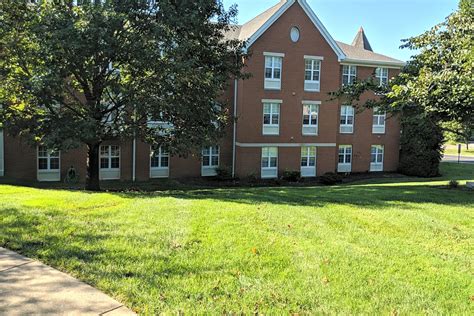 sacred heart village louisville ky.
